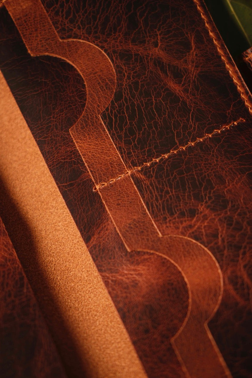 Valor – Handmade Genuine Leather Wallet